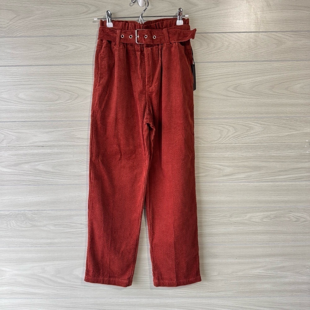 BLANK NYC Womens Baxter Rib Cage High Rise Straight Leg Corduroys
